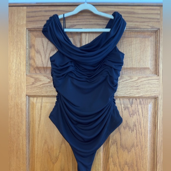 Cinq à Sept Sheila Off Shoulder Ruched Bodysuit - Picture 2 of 4